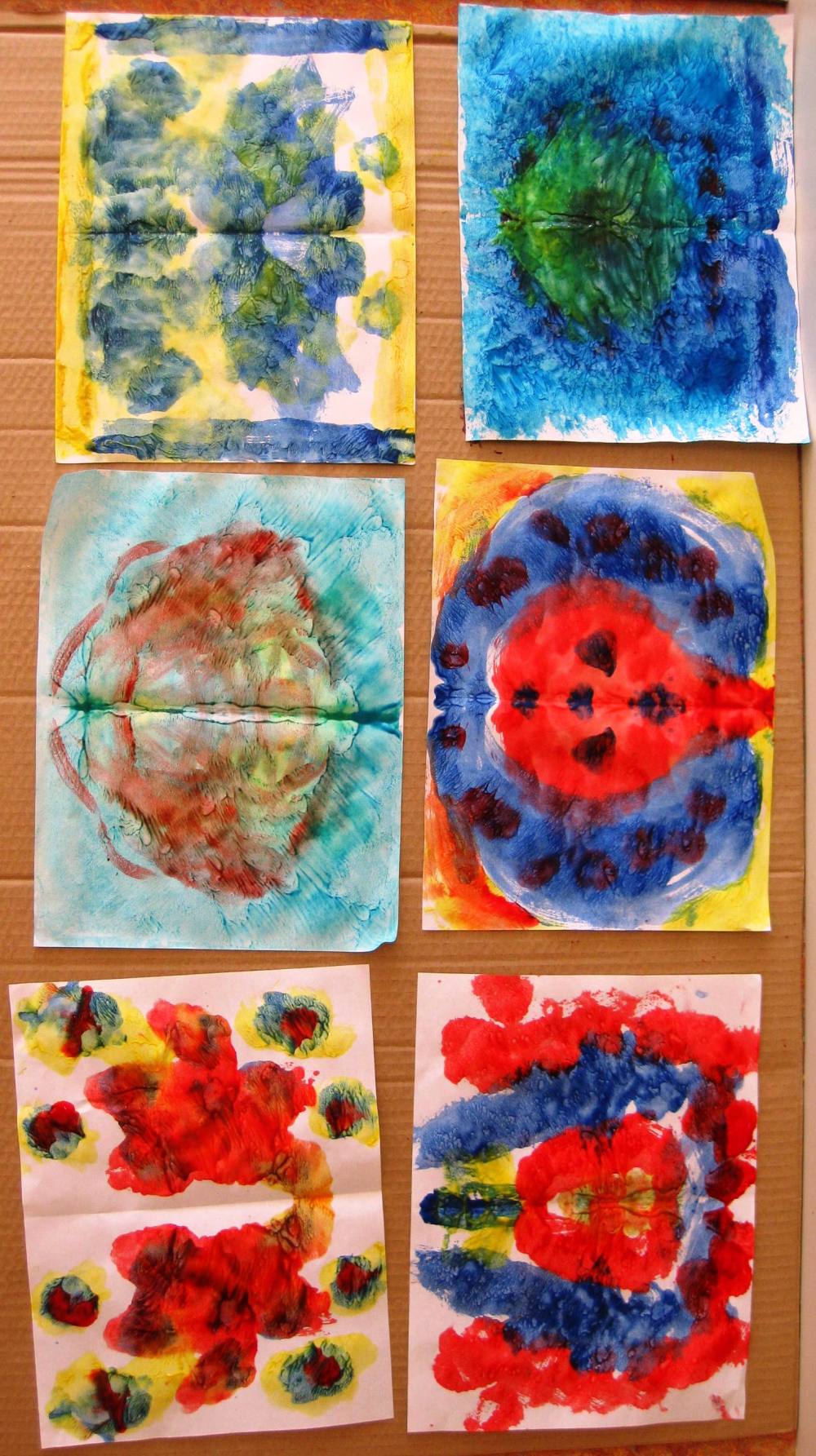 Amazing Color Blots | ART LESSONS FOR KIDS